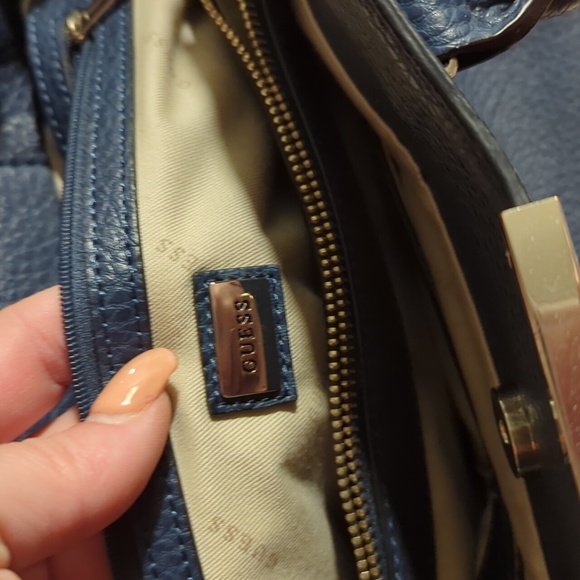 GUESS bag - Picture 4 of 6